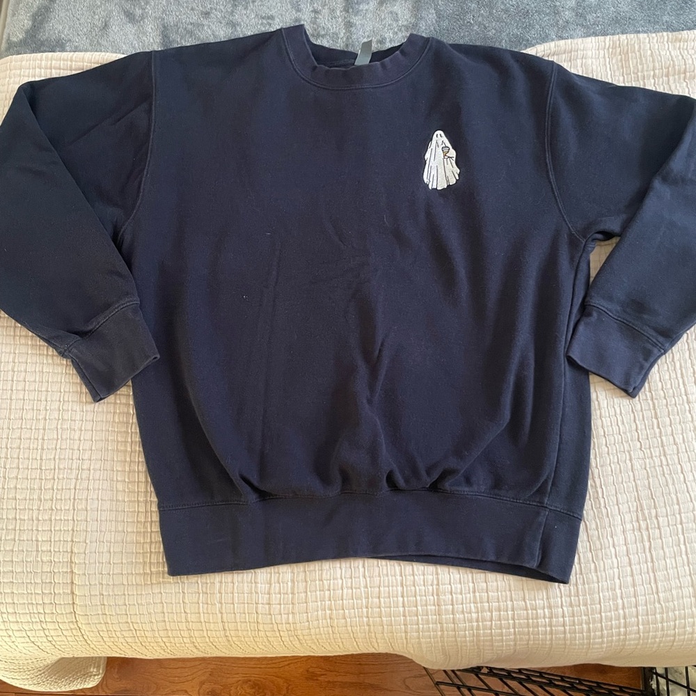 NAVY BLUE SWEATER WITH GHOST
